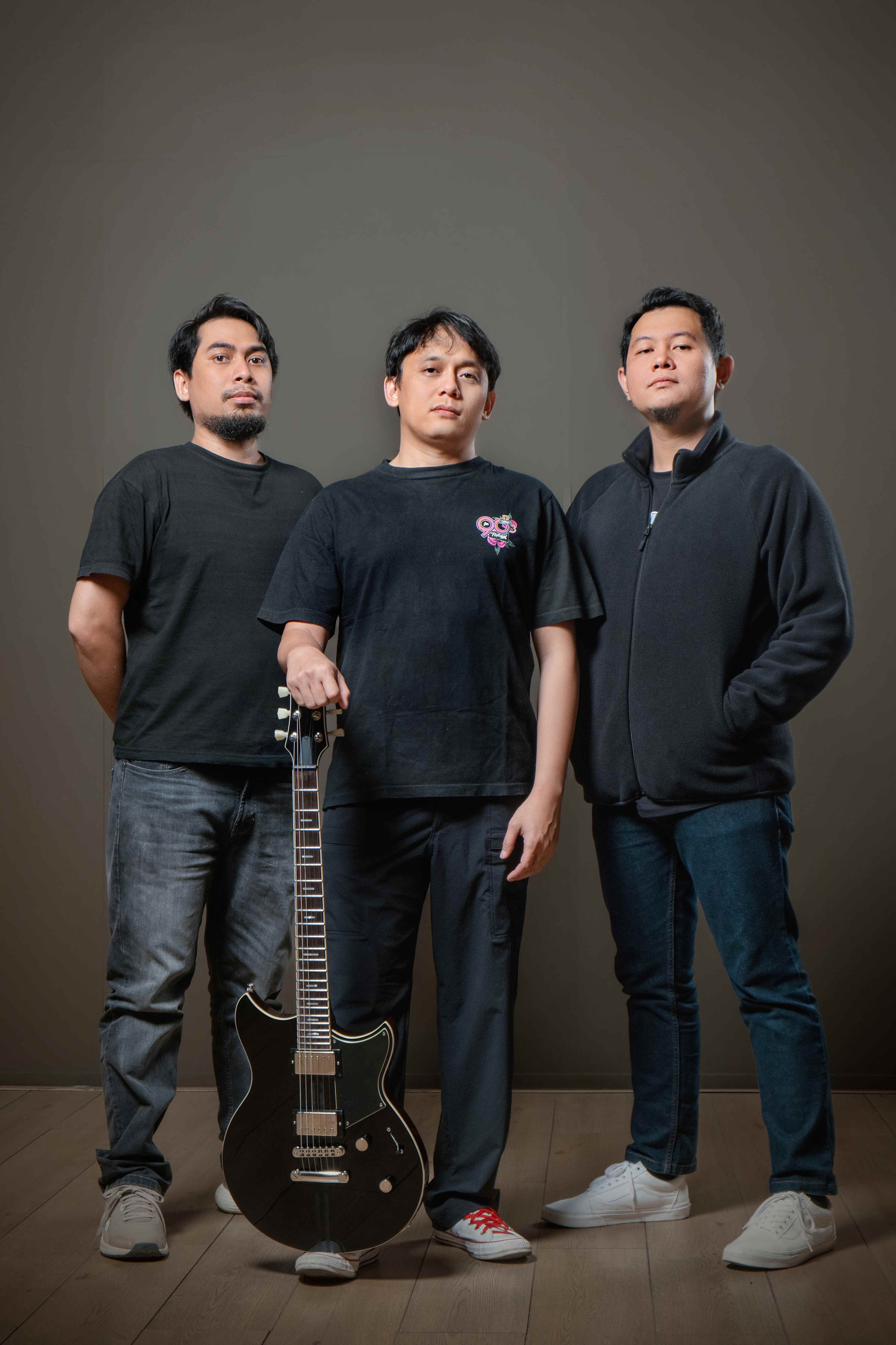 Foto penuh tiga personel Teeloe Band